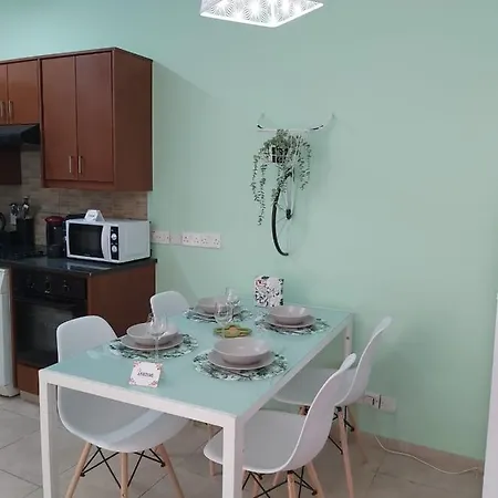 Apartament Anthea Court