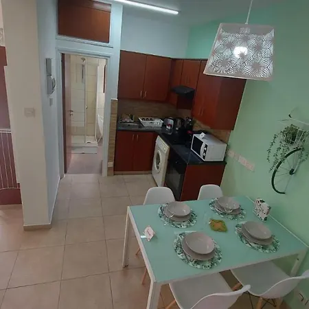 Anthea Court * Paphos